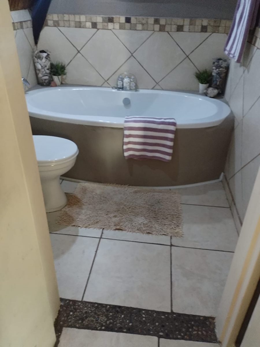 3 Bedroom Property for Sale in Utopia Nature Estate North West